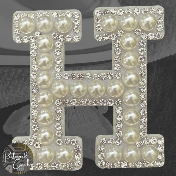 Letter H White Faux Pearl Iron On Patch - Picture 1 of 2